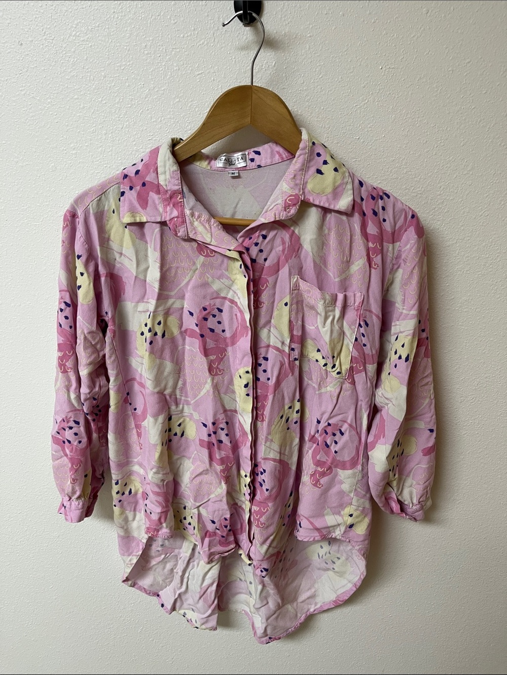 Calista Pink Patterned Button-Up Top women’s size M